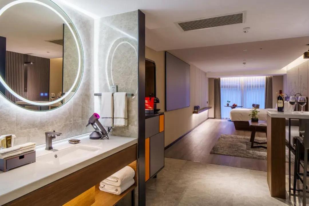 Hotel Urcove By Hyatt Futian Cbd à Shenzhen Extérieur photo